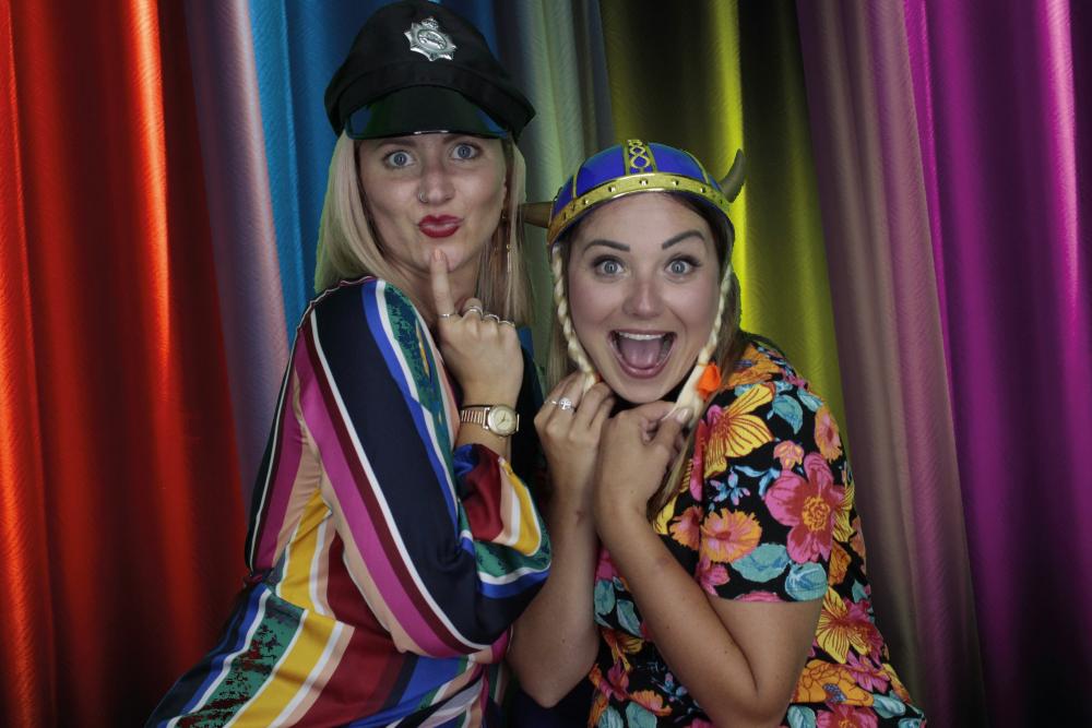 Katherine & Simon | View more photos from the event at gallery.myphotoboothexperience.co.uk/u/MyPhotoBoothExperienceLtd/Katherine-Simon
